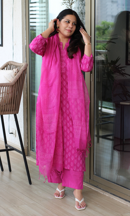 Hot Pink Cotton Hand Block Print Kurta , Kota Doria Printed Dupatta & Cotton Pant