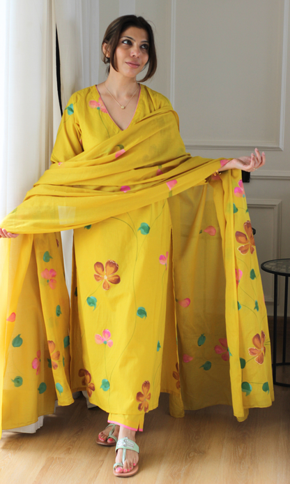 Genda Phool Cotton Handbrush Painted Kurta, Dupatta & Cotton Pants