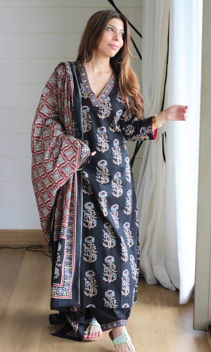 Gauhar Phool Block Print Kurta, Cotton Printed Dupatta & Afghani Pants