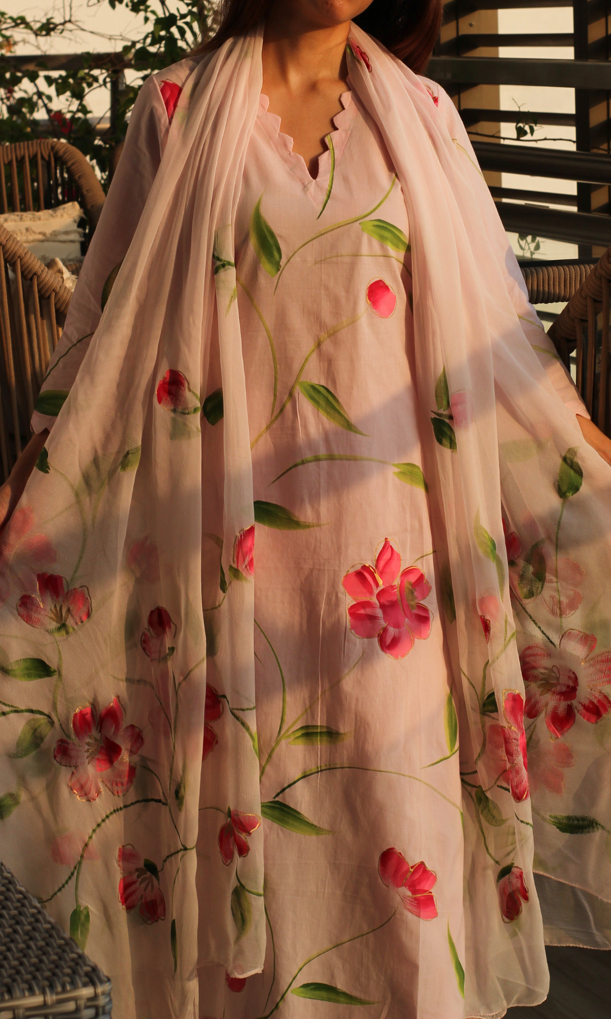 Pink & Magenta Handbrush Painted Kurta, Chiffon Handpainted Dupatta & Cotton Pants