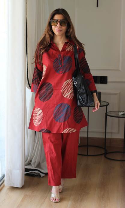 Cotton Red Circle Abstract Collared Coord