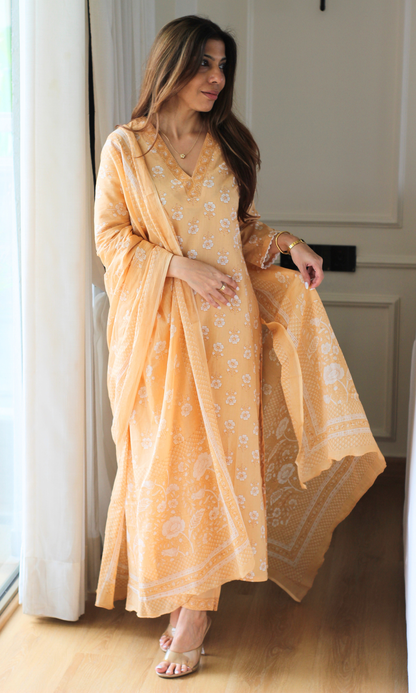 Melon Block Print Kurta, Dupatta & Cotton Pants