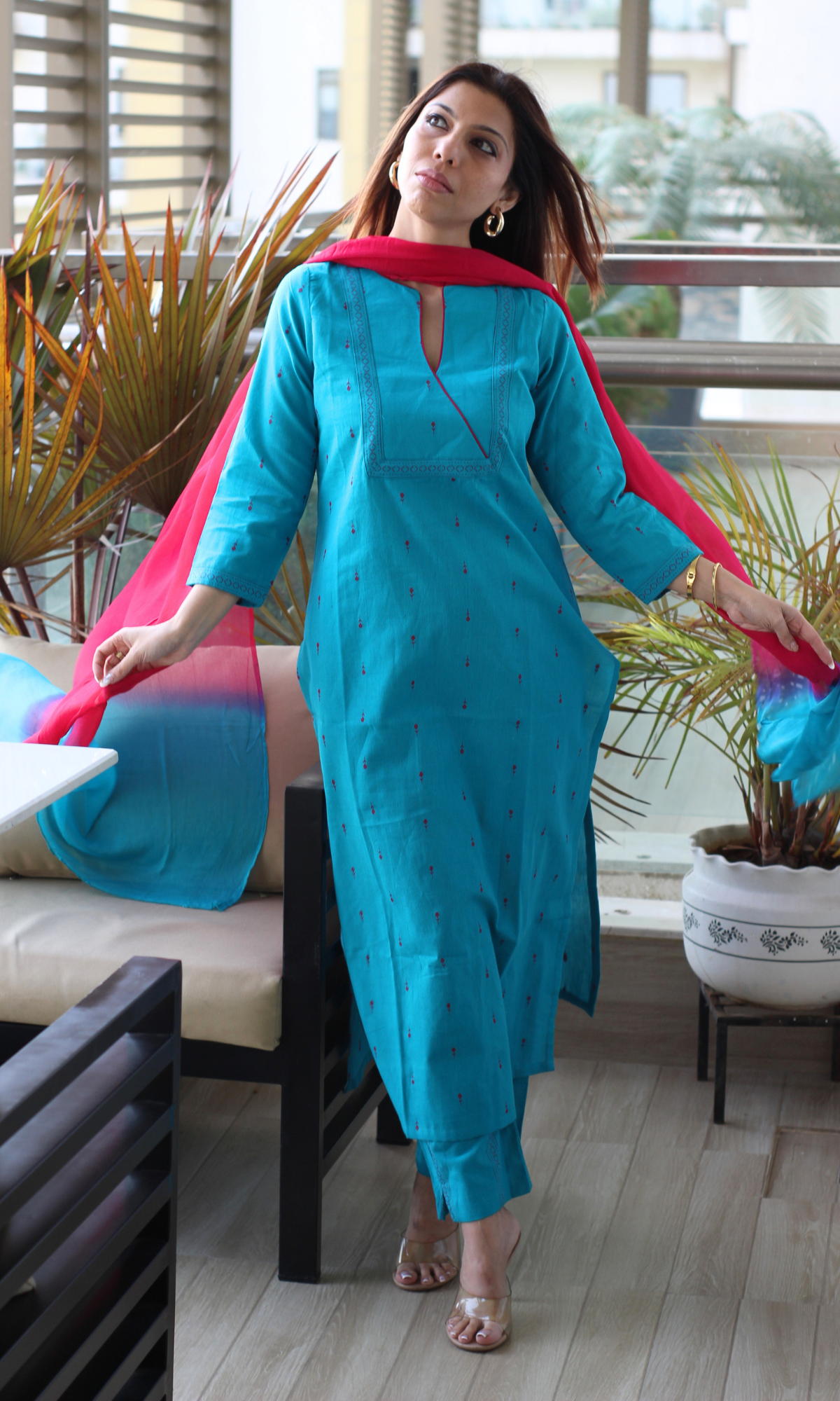 Teal Handloom Cotton Dobby Kurta, Pant & Chiffon Ombre Dupatta