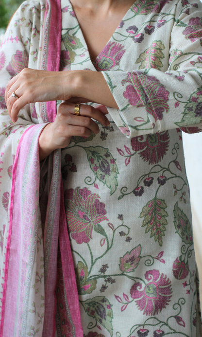 Ivory Bloom Kurta, Dupatta with Textured Cotton Pants