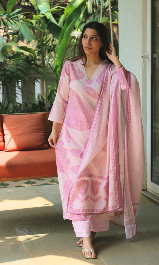 Linen Blend Pink Rope Flower Print Kurta, Dupatta with Cotton Pants