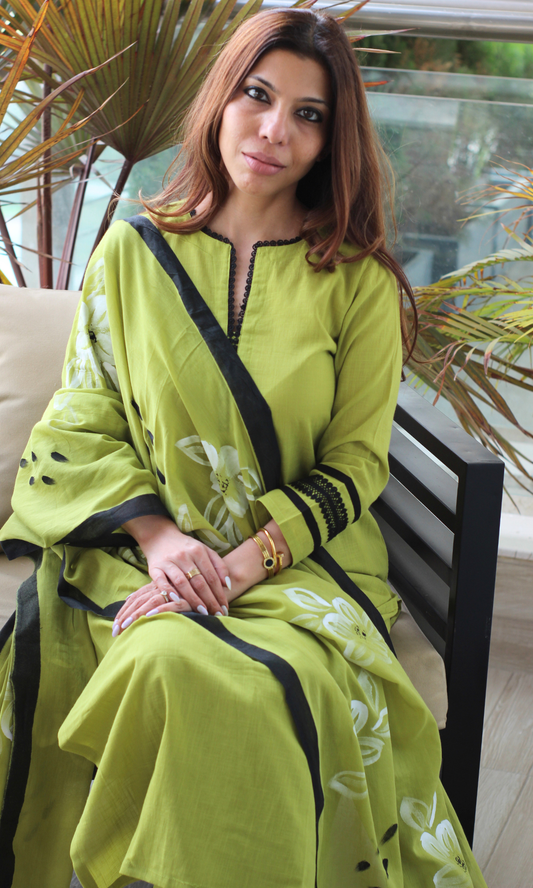 Olive Slub Black Laced Kurta, Pant & Mul Handpainted Dupatta