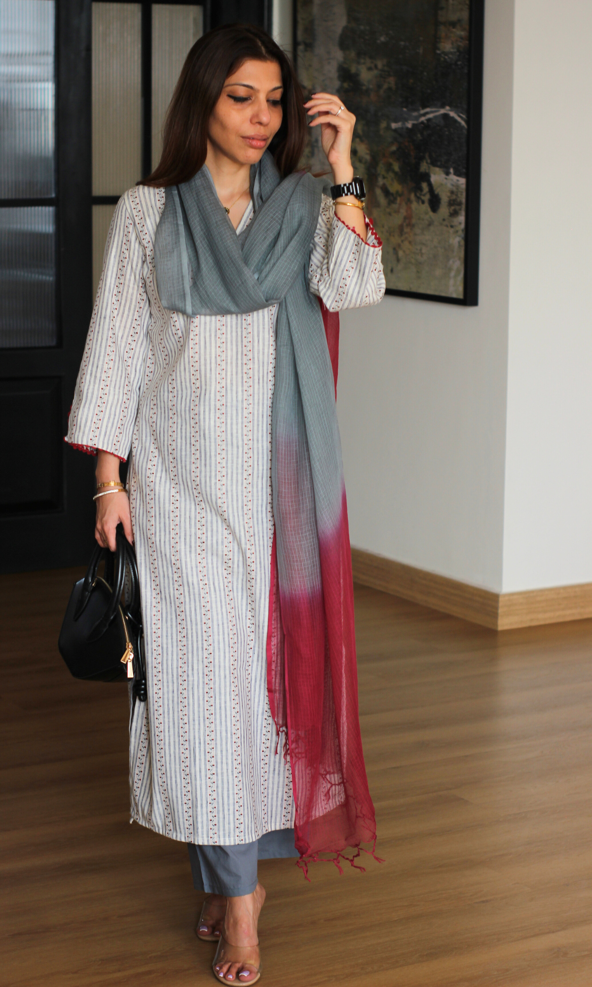 Cream Hazy Pink Woven Vertical Lines Kurta , Cotton Pants & Kota Doria Ombre Dupatta