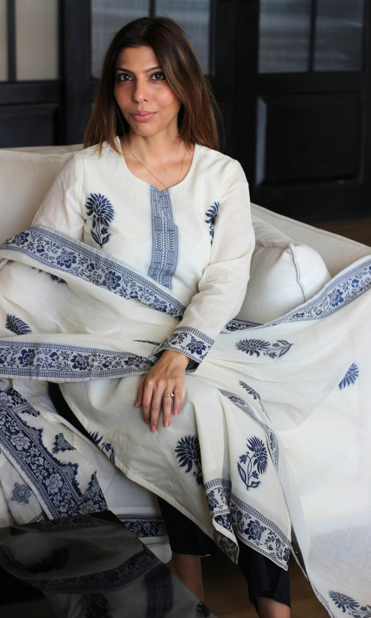 Navy Blue Mughal Loom Woven Kurta , Dupatta & Cotton Pants