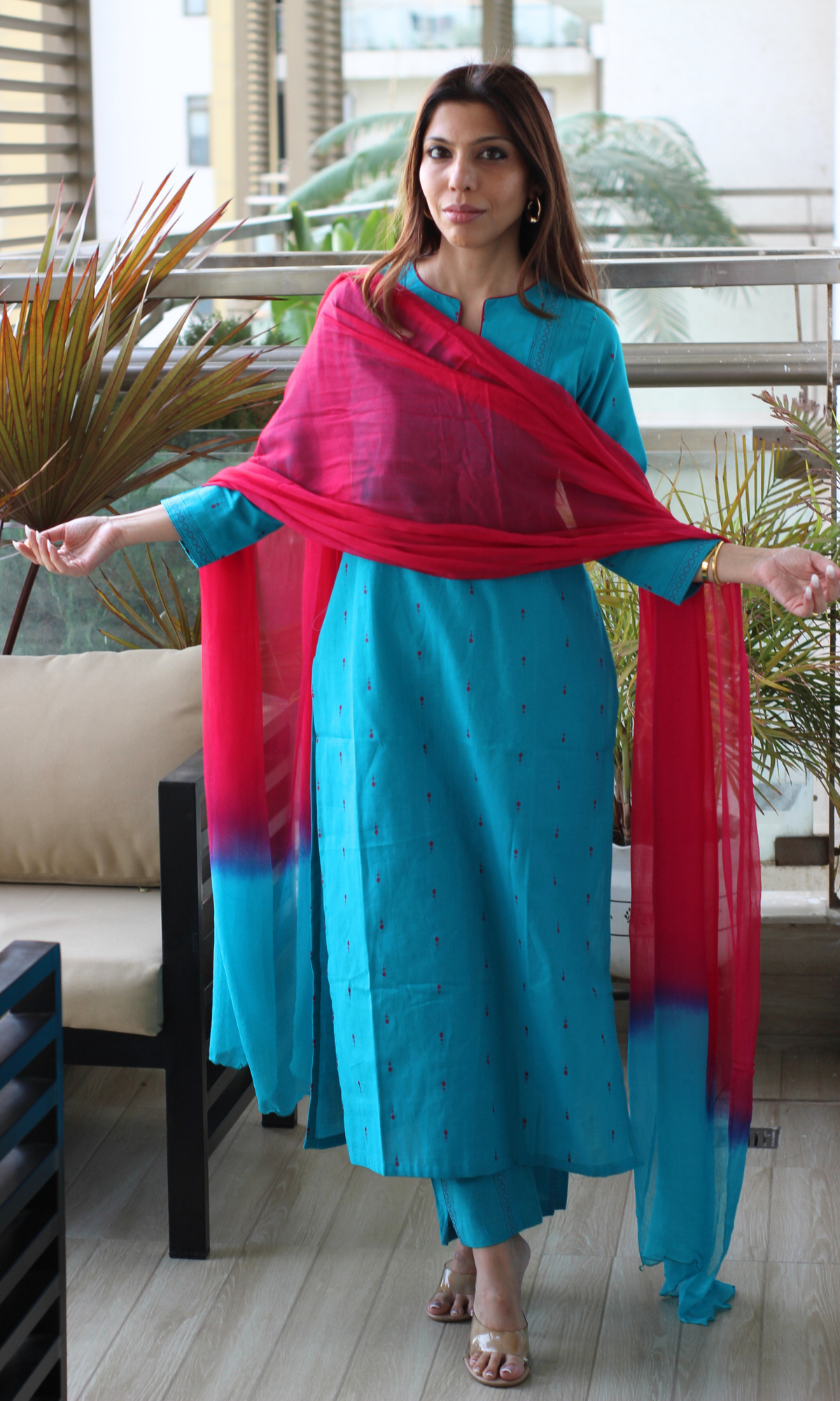 Teal Handloom Cotton Dobby Kurta, Pant & Chiffon Ombre Dupatta
