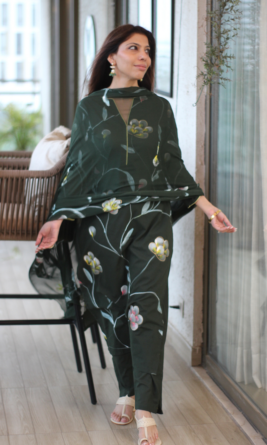 Deep Green & Yellow Hand Painted Kurta, Chiffon Dupatta & Cotton Pants