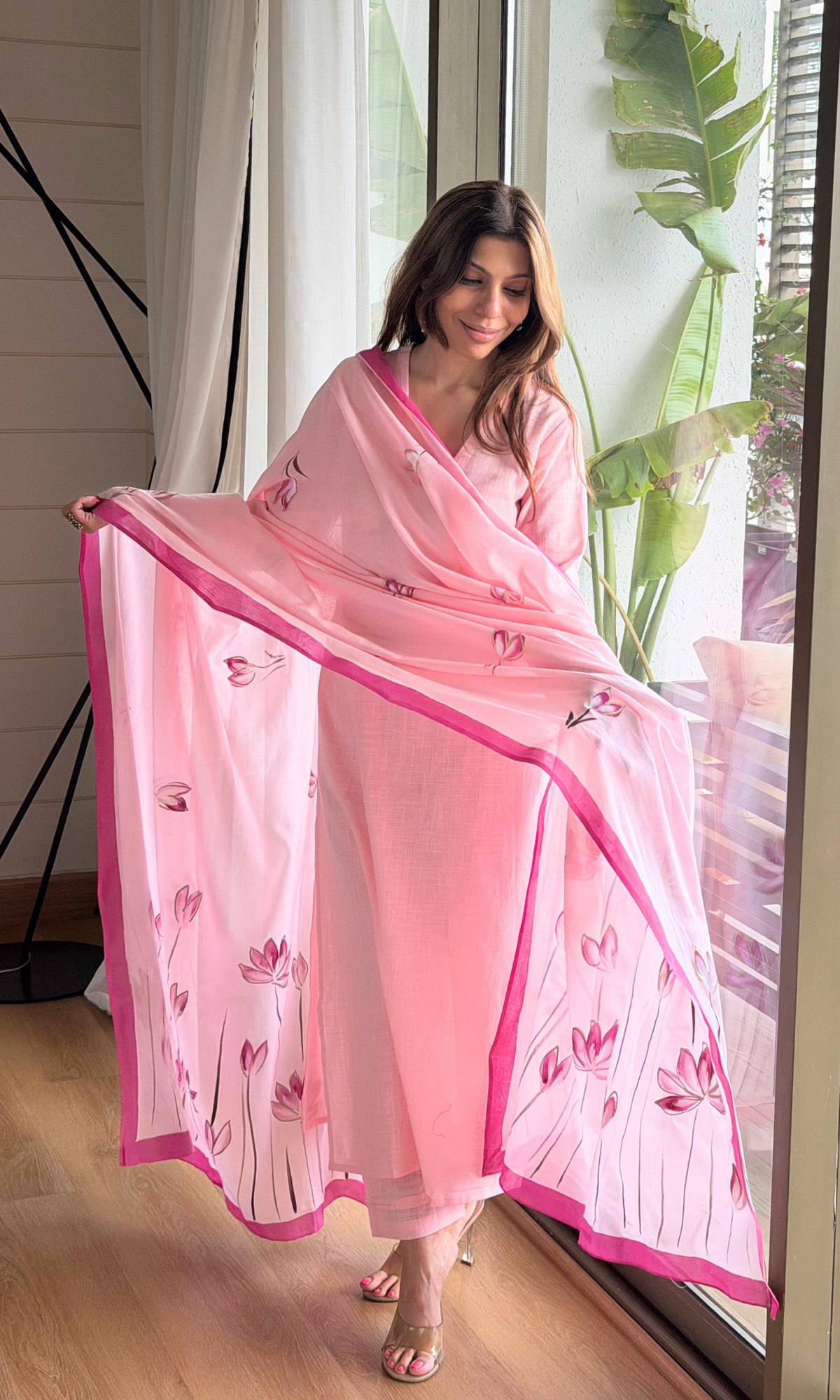 Cotton Slub Pink Lily Kurta, Pant & Mul Handpainted Dupatta