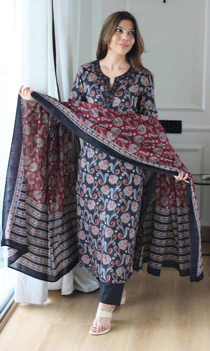 Nazma Sanganeri Print Cotton Kurta,Dupatta & Cotton Pants