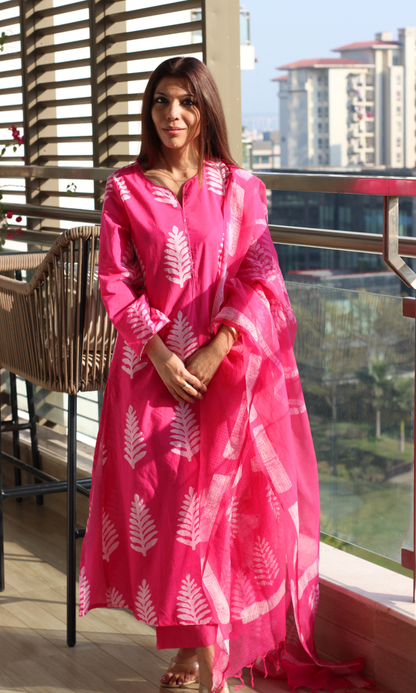 Pink Leaf Boota Handblock Print Cotton Kurta, Pant, Printed Kota Doria Dupatta