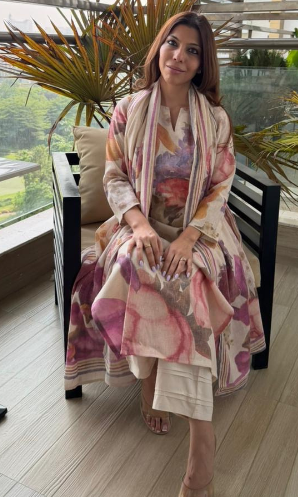 Beige Mauve Abstarct Print Linen Blend Kurta, Dupatta & Cotton Pants