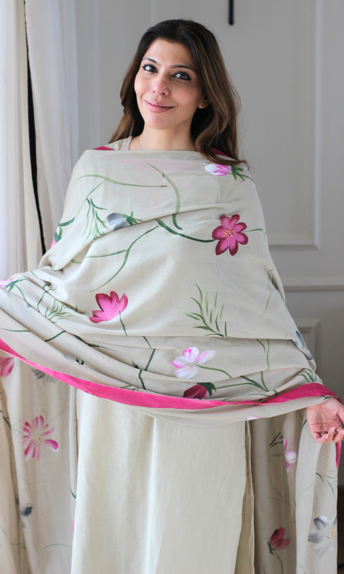 Cotton Slub Clary Sage Kurta, Pant & Mul Handpainted Dupatta