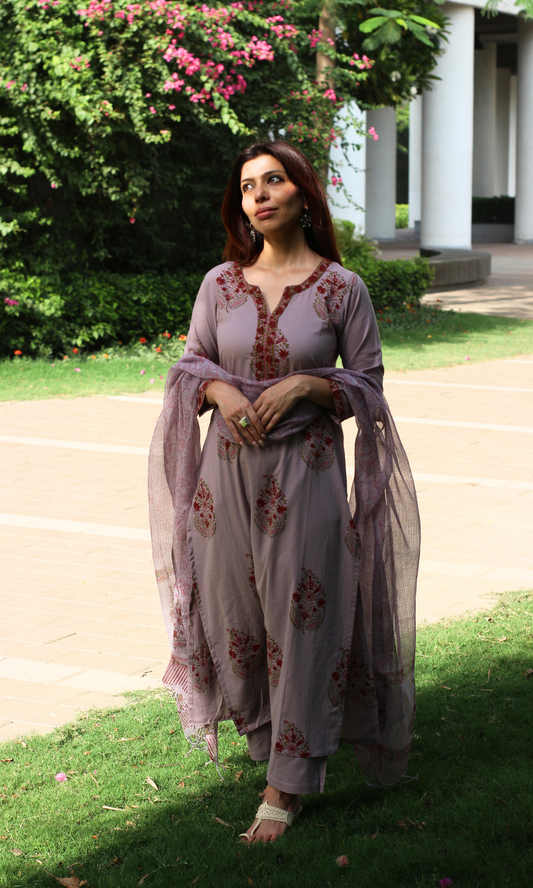 Cotton Ash Mauve Mughal Print Kurta , Cotton Pants & Kota Doria Printed Dupatta