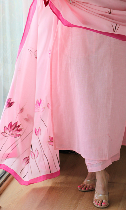 Cotton Slub Pink Lily Kurta, Pant & Mul Handpainted Dupatta