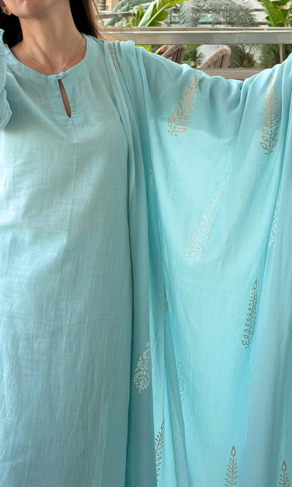 Soft Sky Slub Kurta, Pant with Cotton Paisley Print Dupatta
