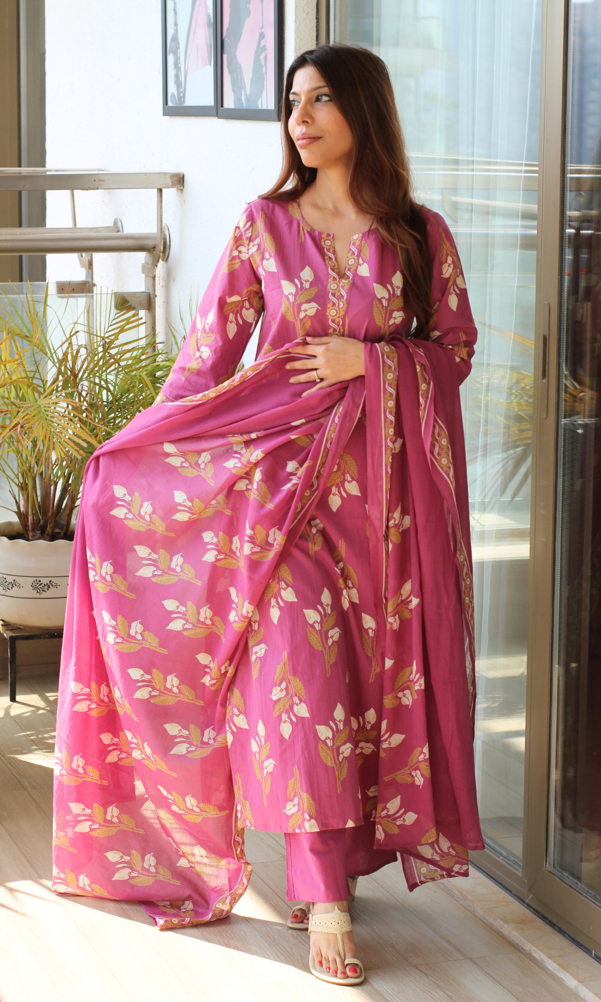 Soft Rose Petal Print Kurta, Mul Dupatta & Cotton Pants