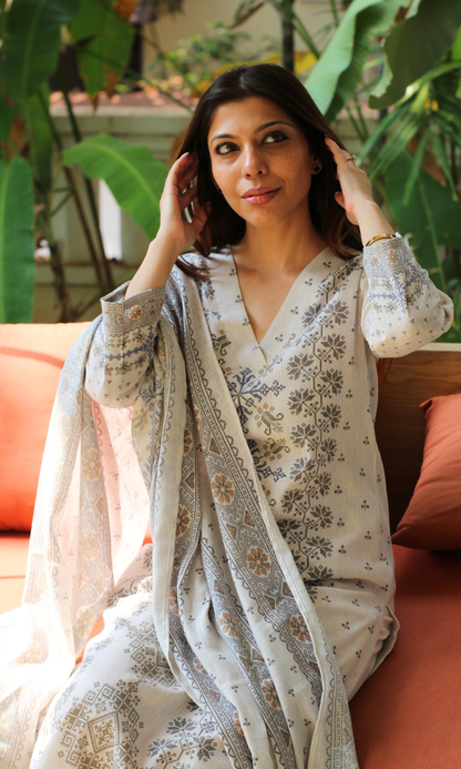 Linen Blend Ivory Calm Mosaic Kurta , Dupatta with Cotton Pants