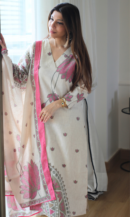 Kamalini Pink Linen Blend Kurta, Dupatta & Cotton Pants