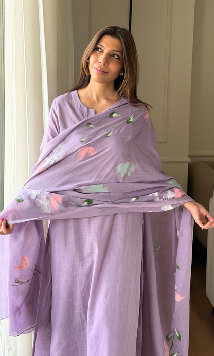 Lavender Slub Kurta with Pant & Mul Handpainted Dupatta