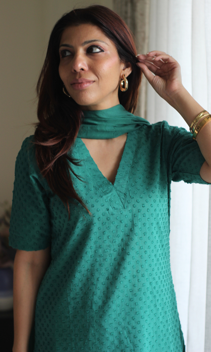 Cotton Bottle Green Dobby Half Sleeves Kurta, Cotton Pants & Chiffon Dupatta