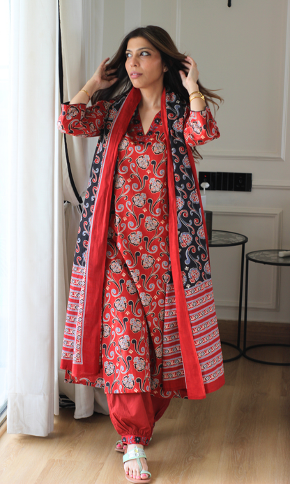 Nazma Lal Sanganeri Print Cotton Kurta,Dupatta & Cotton Pants