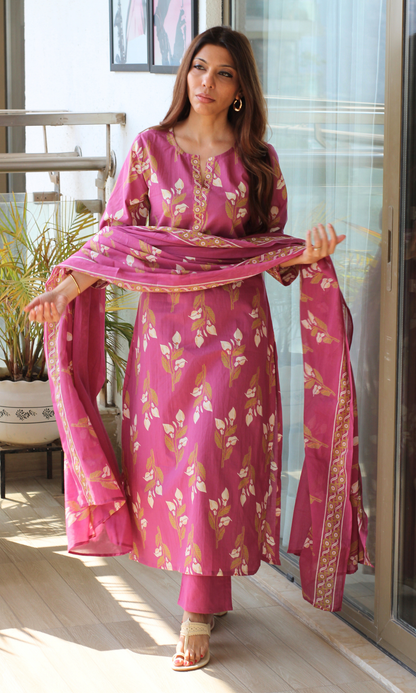 Soft Rose Petal Print Kurta, Mul Dupatta & Cotton Pants