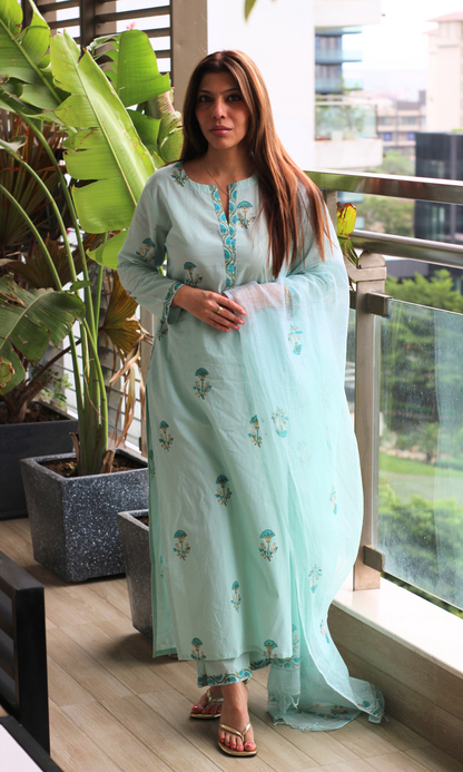 Aqua Green & Gold Mughal Print Kurta, Cotton Pants and Kota Doria Handblock Dupatta