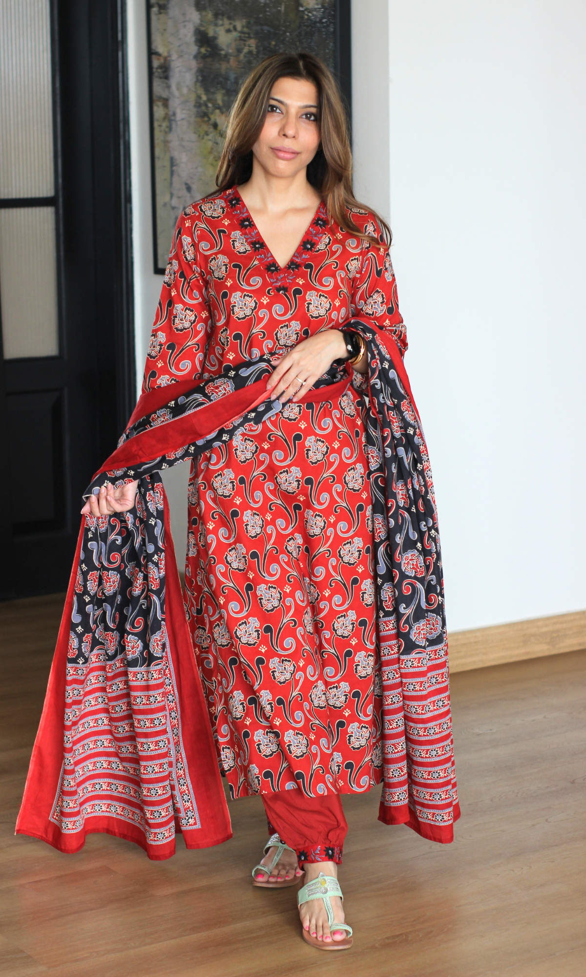 Nazma Lal Sanganeri Print Cotton Kurta,Dupatta & Cotton Pants