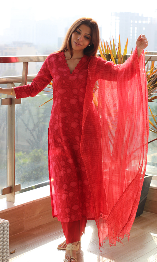 Red Romance Dabu Texture Cotton Kurta, Pant & Kota Doria Shibori Dupatta