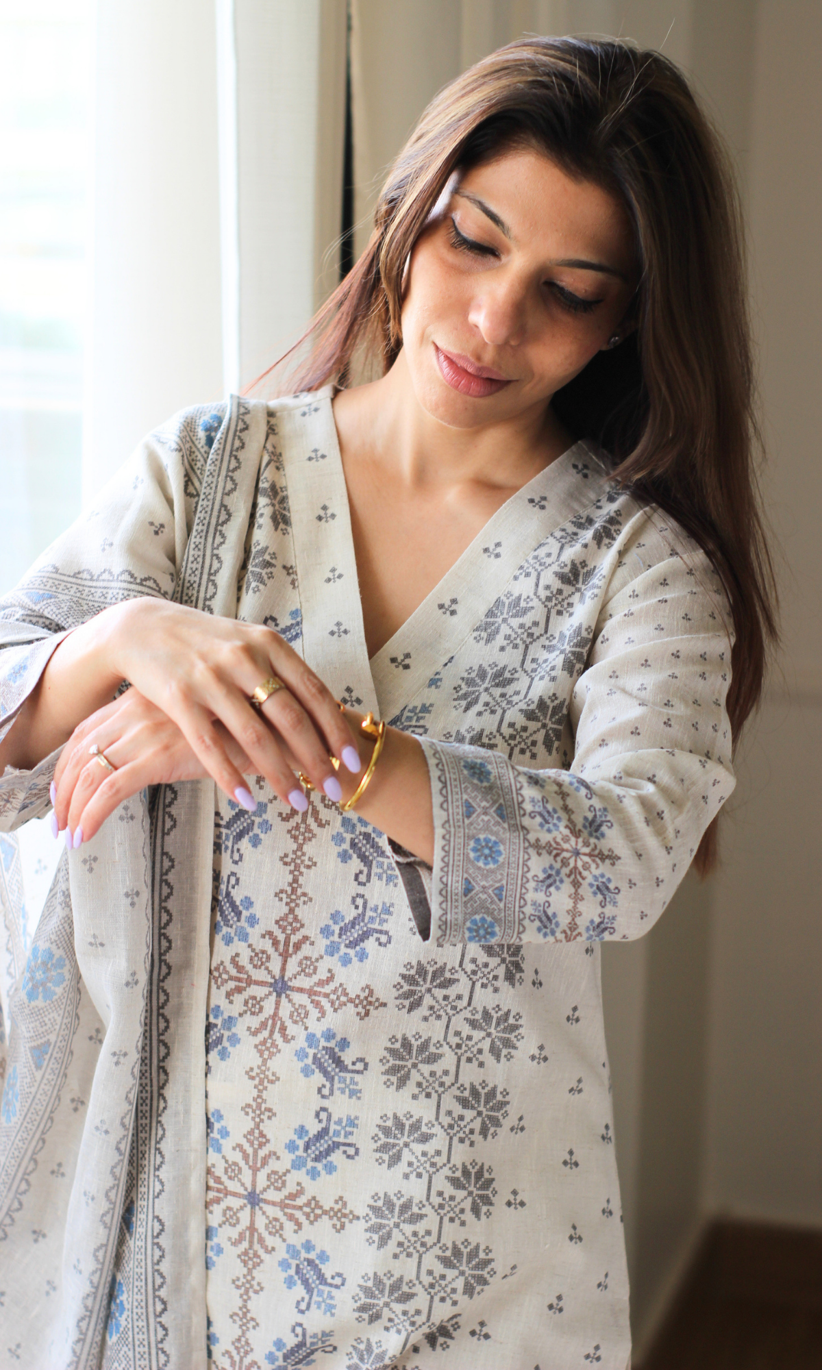 Linen Blend Ivory Blue Mosaic Kurta , Dupatta with Cotton Pants