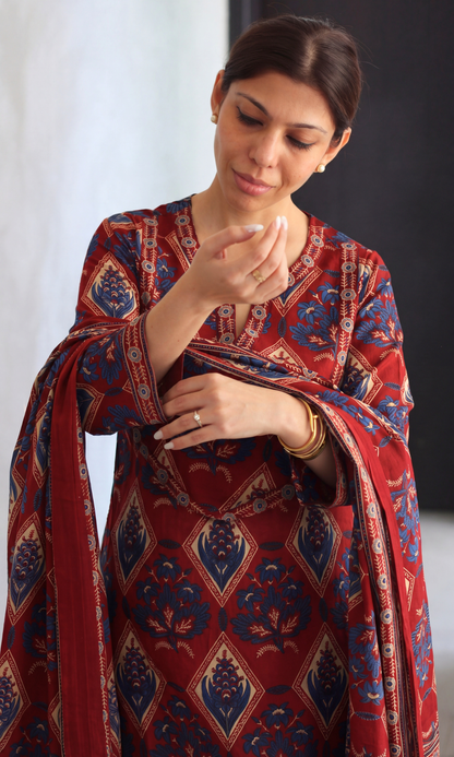 Red & Blue Leaf Block Print Kurta, Dupatta & Cotton Pants