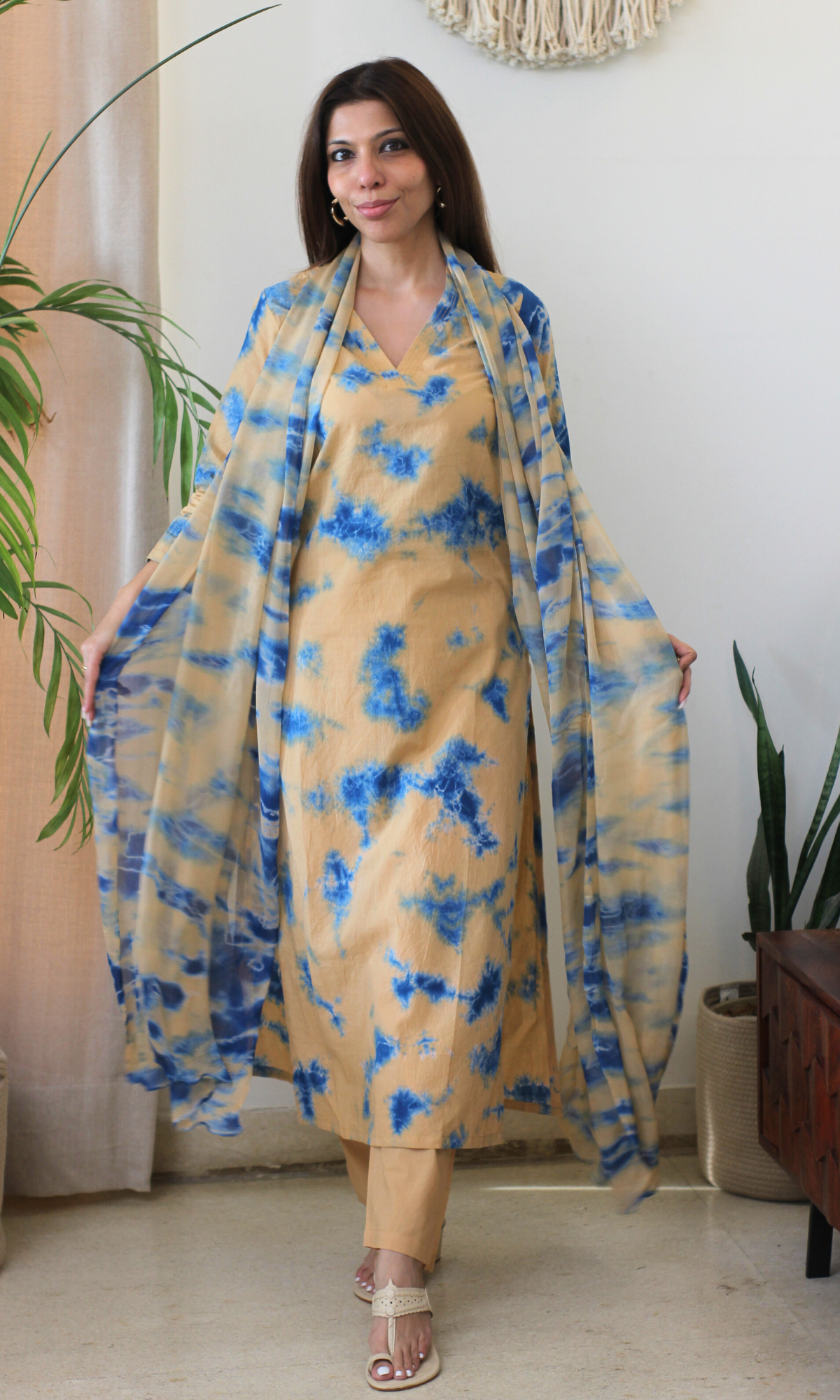 Cotton Amber Indigo African Shibori Kurta, Chiffon Dupatta & Cotton Pants