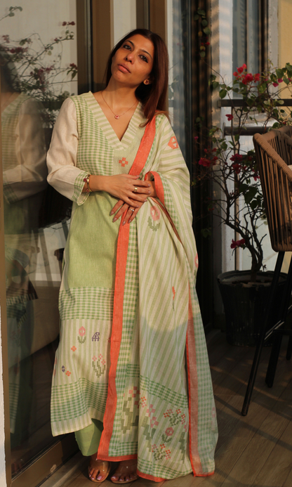 Linen Blend Sage Sukoon Printed Kurta, Dupatta & Cotton Pants