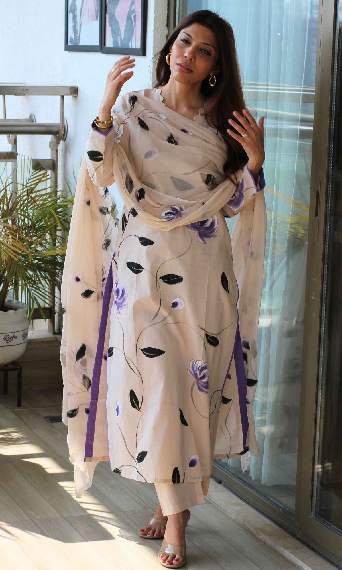 Powder Beige Purple Hand brush Painted Kurta, Chiffon Handpainted Dupatta & Cotton Pants