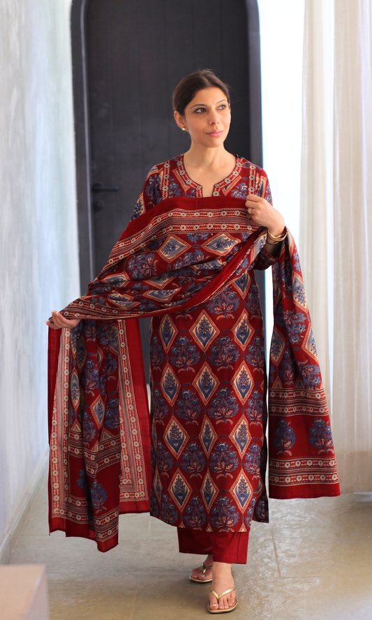 Red & Blue Leaf Block Print Kurta, Dupatta & Cotton Pants