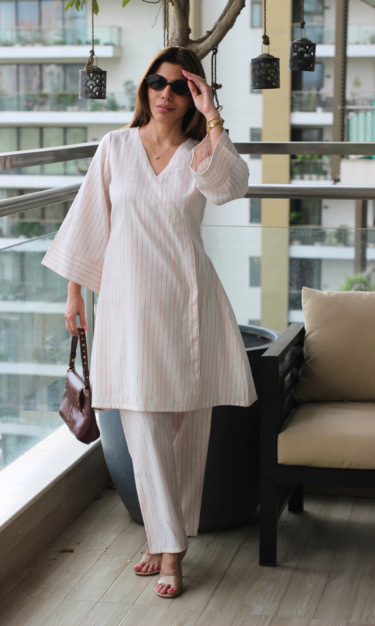 Off-white Handloom Cotton Thread Detail Kimono Co-ord