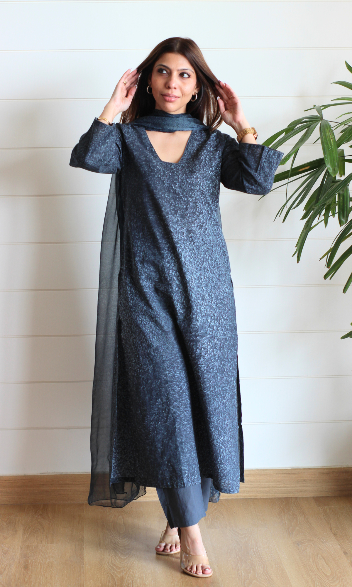 Cotton Graphite Glow African Shibori Kurta, Chiffon Dupatta & Cotton Pants