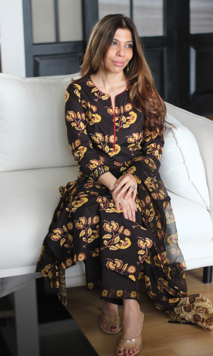 Mumtaaz Brown Block Print Kurta, Cotton Pant & Kota Doria Block Printed Dupatta