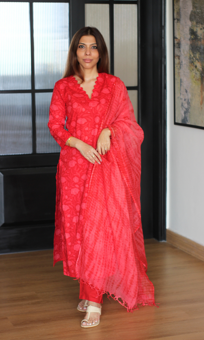 Red Romance Dabu Texture Cotton Kurta, Pant & Kota Doria Shibori Dupatta