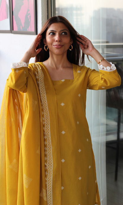 Genda Gul Kurta with Farshi Salwar & Cotton Dupatta