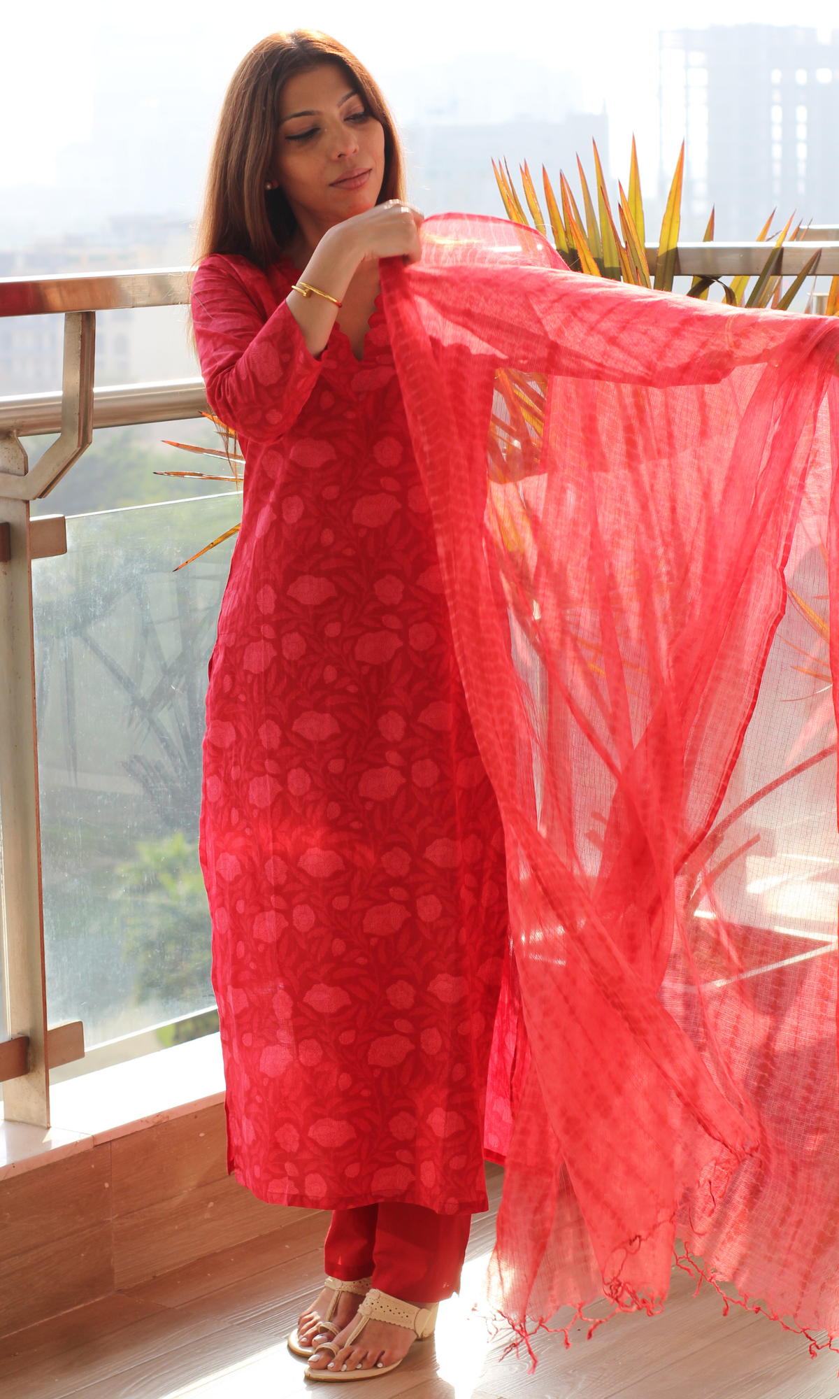 Red Romance Dabu Texture Cotton Kurta, Pant & Kota Doria Shibori Dupatta