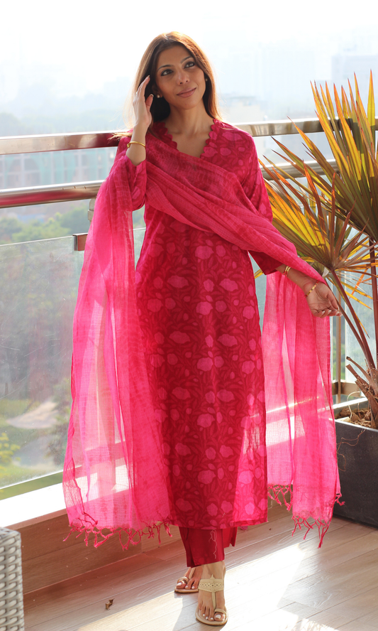 Fuschsia Love Dabu Texture Cotton Kurta, Pant & Kota Doria Shibori Dupatta