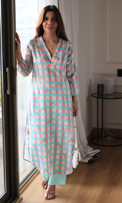 Ocean Checkered Linen Blend Kurta with Cotton Pants