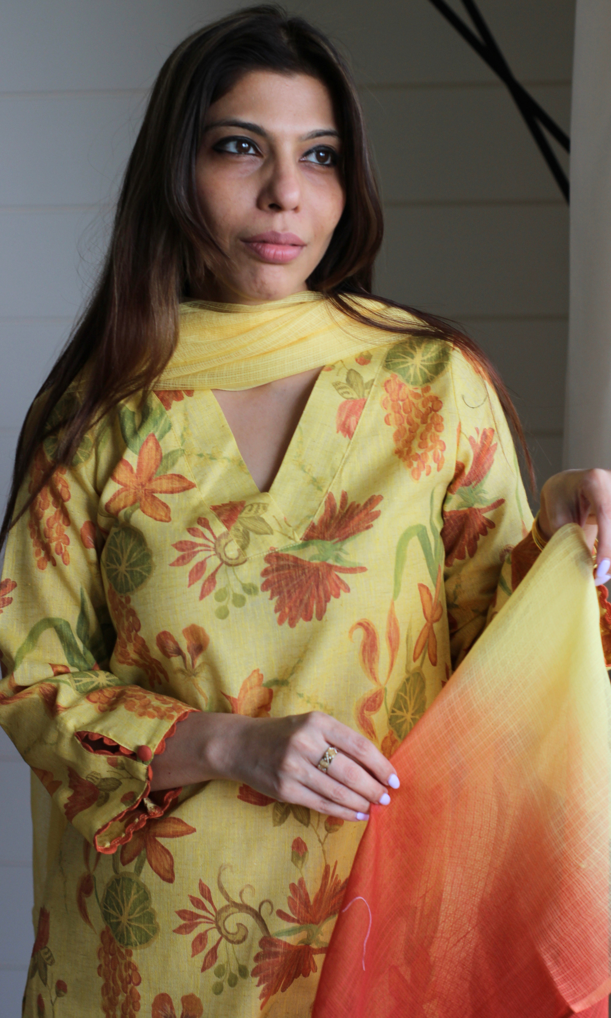 Linen Blend Marigold Floral Kurta, Cotton Pants & Ombré Kota Doria Dupatta
