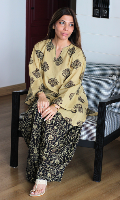 Amina Black Kalamkari Kurta & Farshi Salwaar