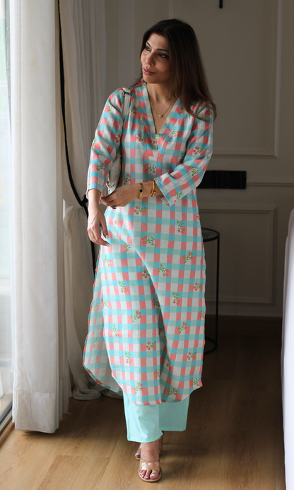 Ocean Checkered Linen Blend Kurta with Cotton Pants