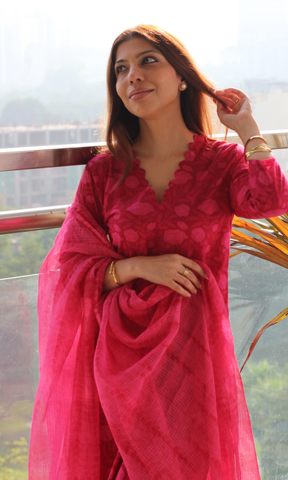 Fuschsia Love Dabu Texture Cotton Kurta, Pant & Kota Doria Shibori Dupatta